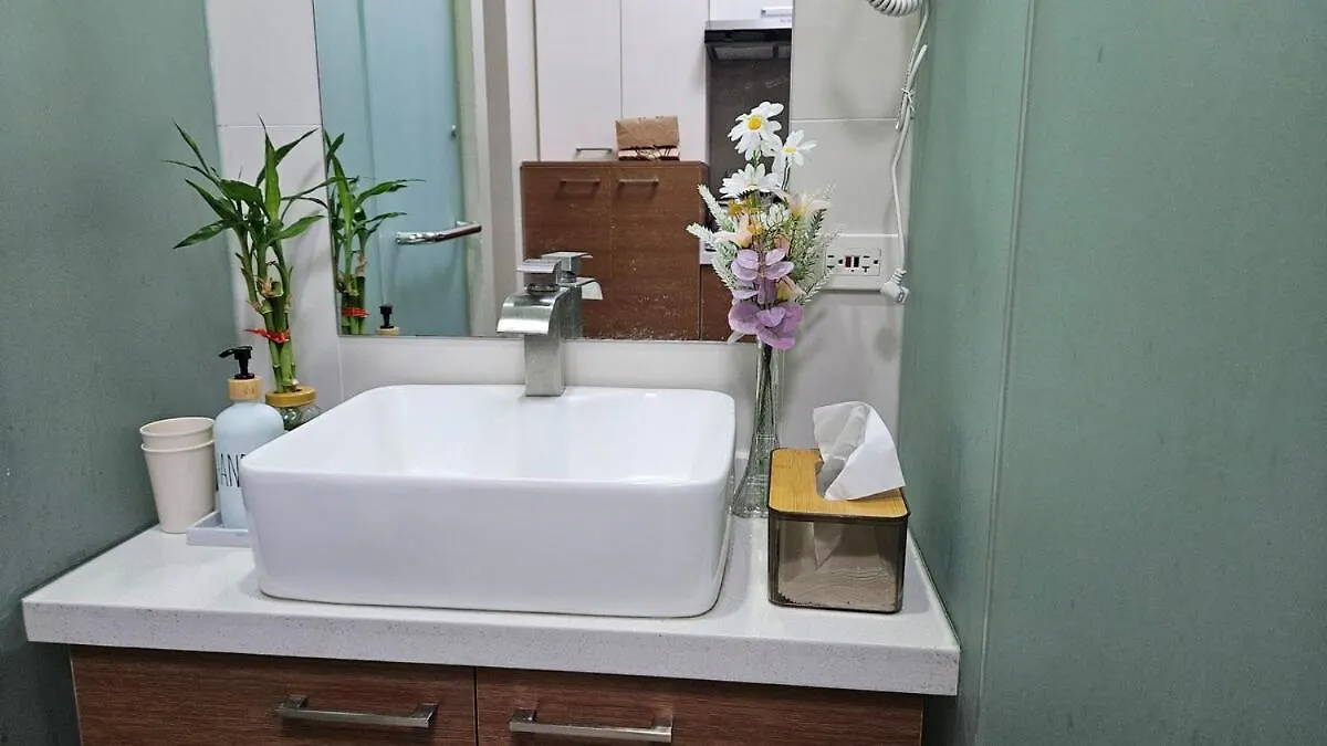 Chic Studio Near Megamall And Shangrila Plaza Manila 0*,  Philippines