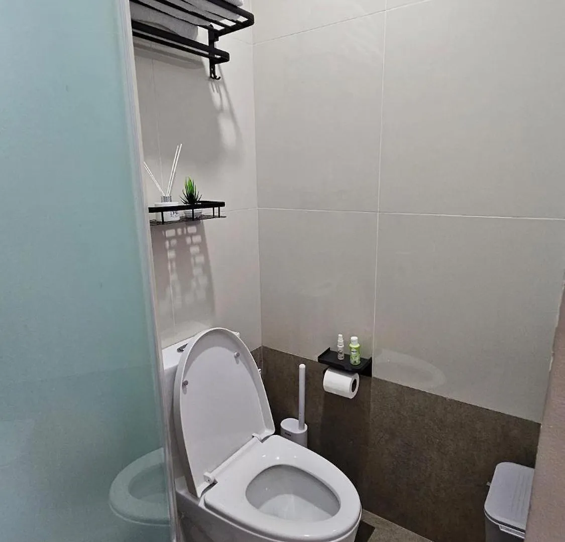 Chic Studio Near Megamall And Shangrila Plaza Manila 0*,